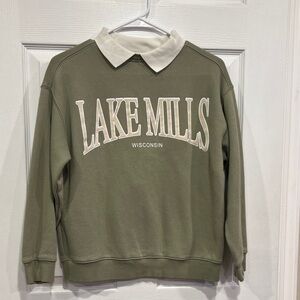 Zara Olive Green Sweater with White Collar size 12. Like new